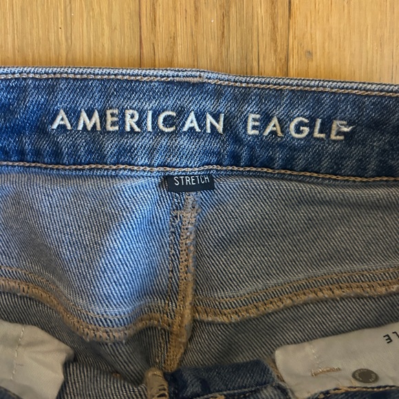 American Eagle Mom-Straight Jeans - Picture 2 of 3